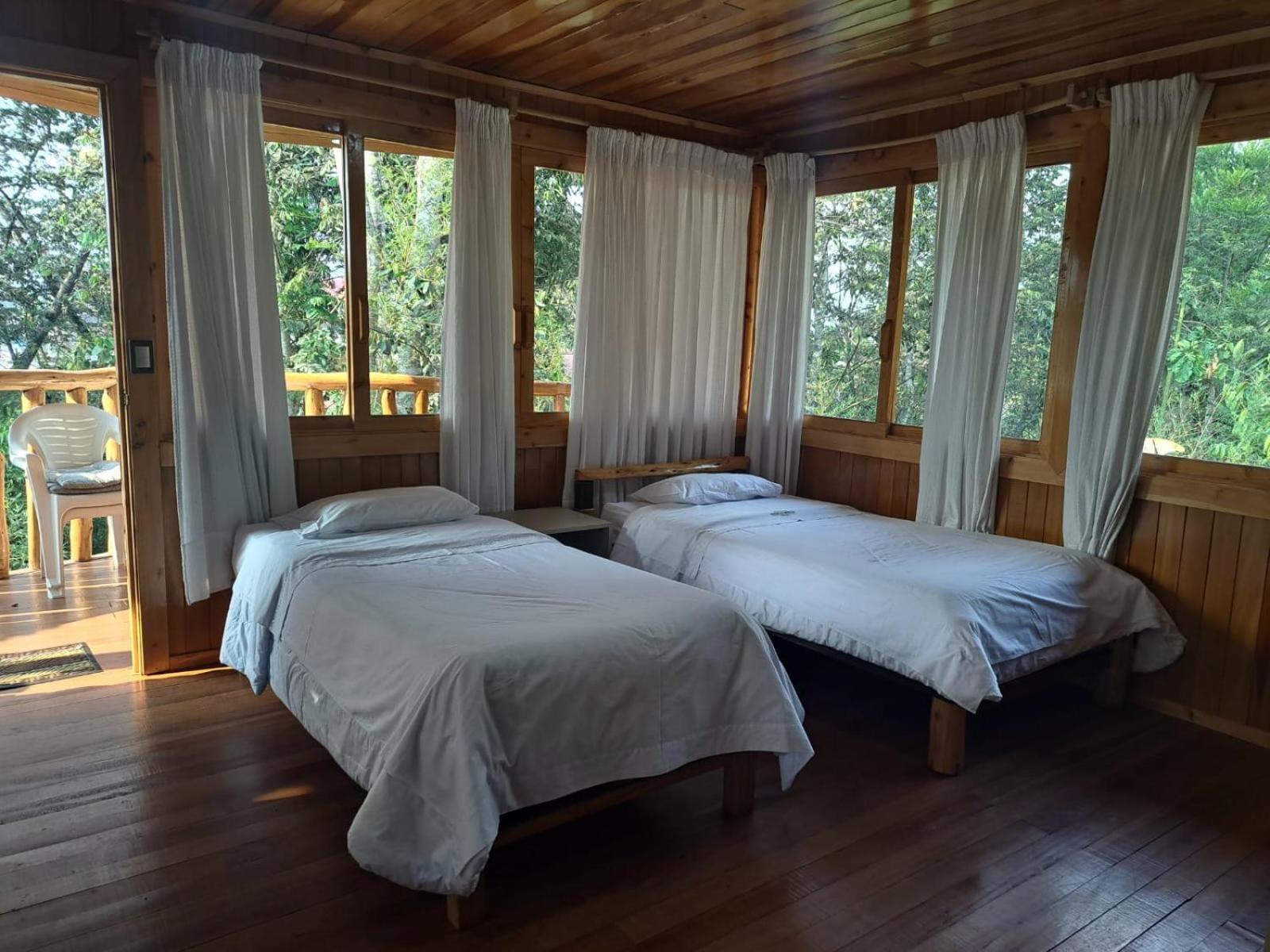 Villa Refugio De Orquideas Oxapampa Exterior foto